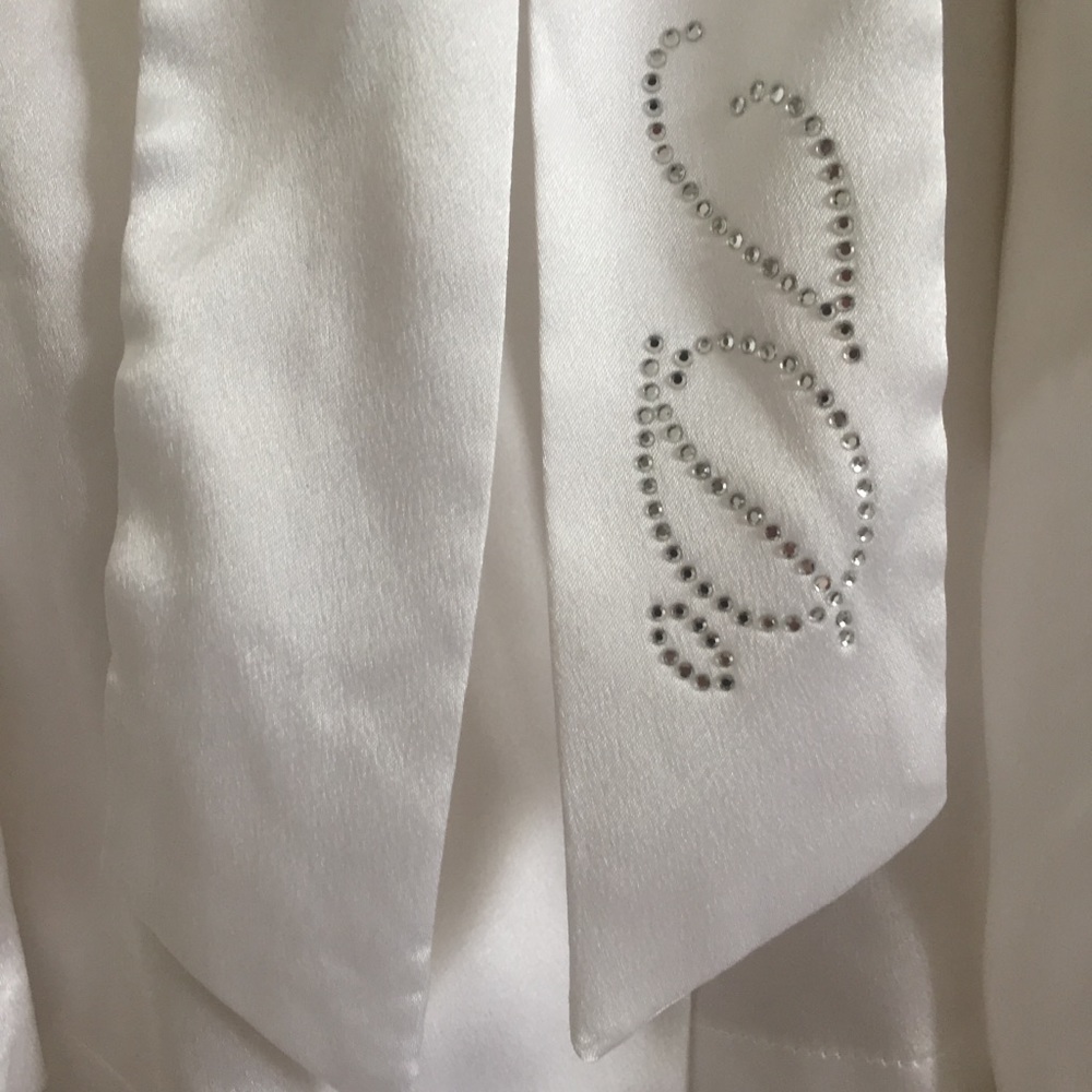 Victoria’s Secret Bride Robe - Picture 4 of 5